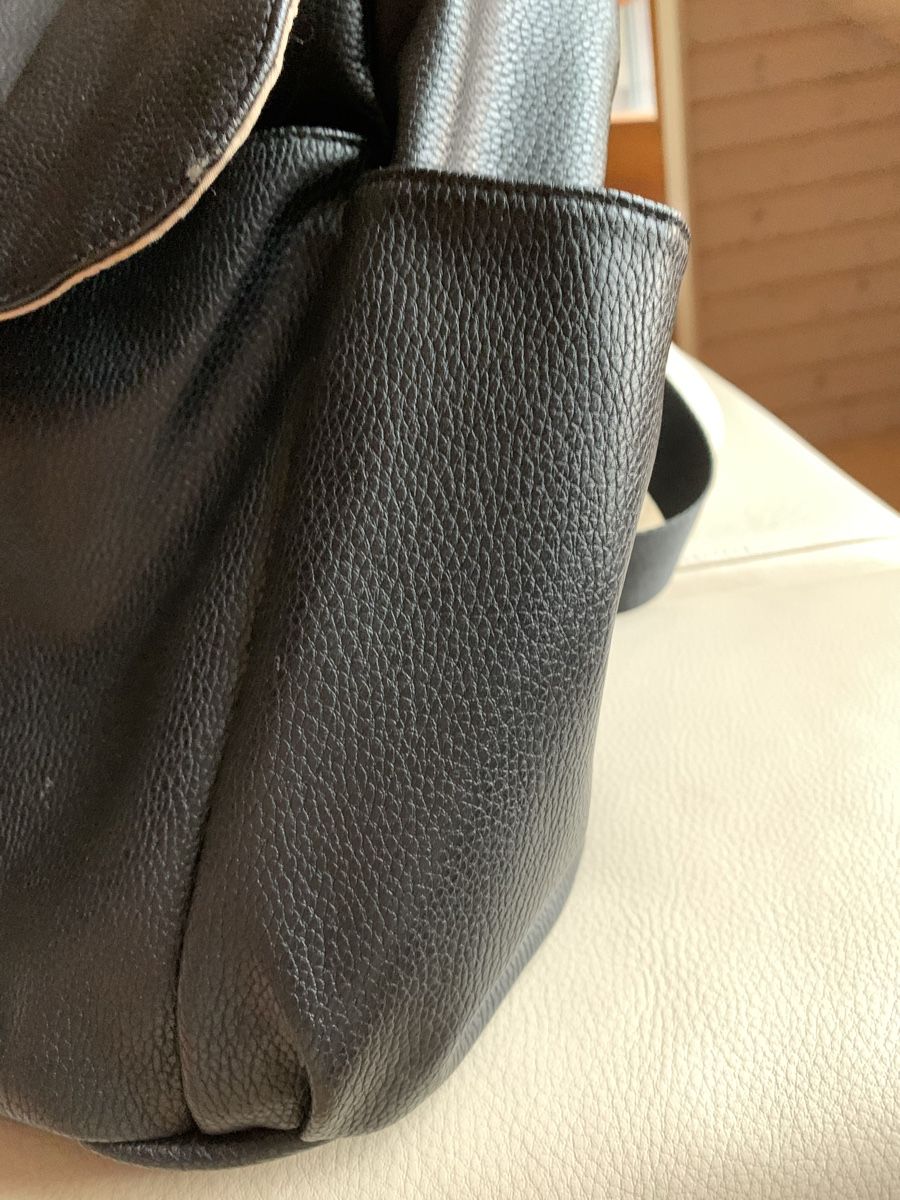 Borse: Babymel London Black Diaper Bag Backpack – Usato da La Croix de Rozon venduto da chr_f5wy 3