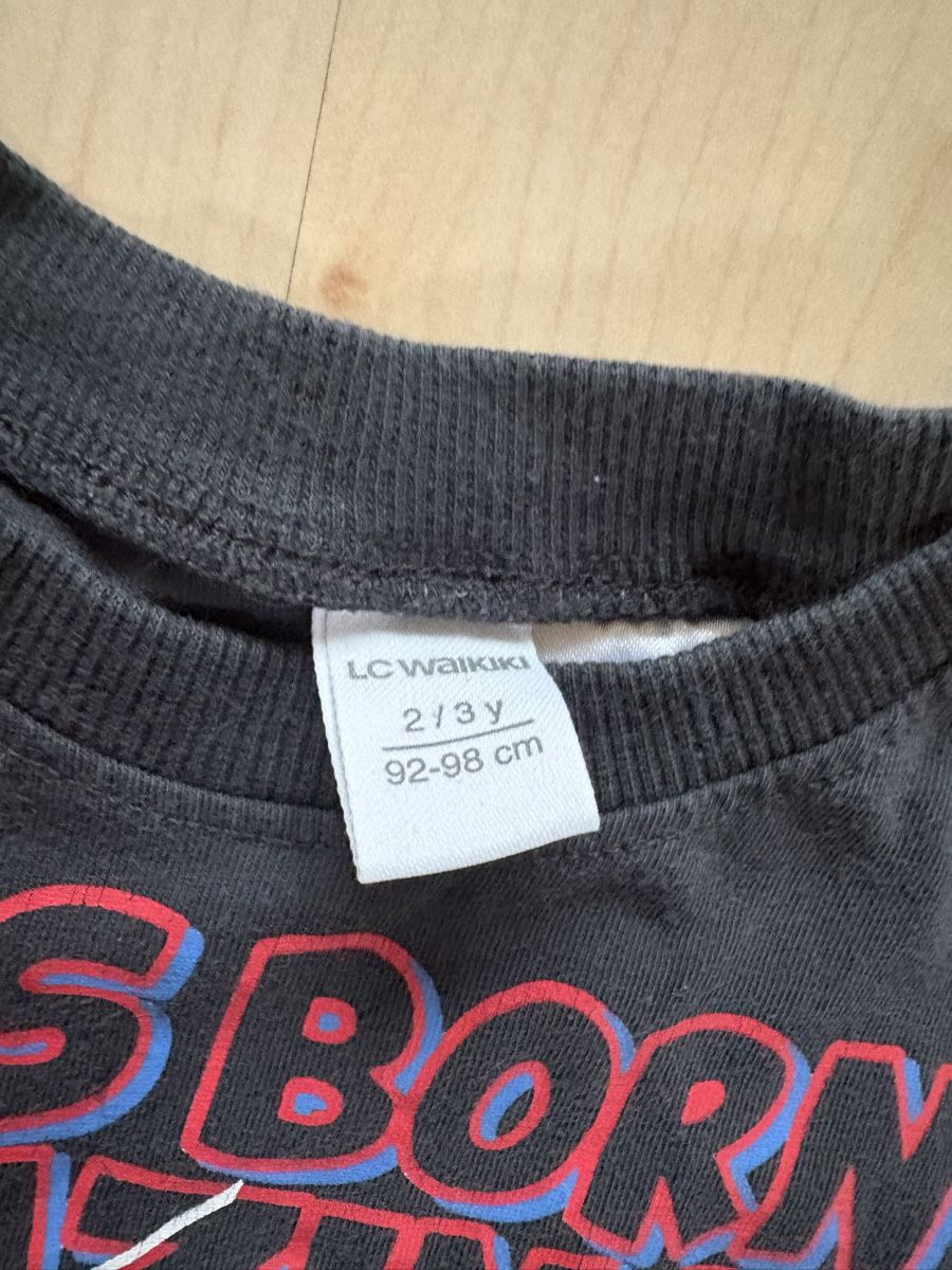 Maglioni & Felpe: Kinder Langarmshirt Spiderman  Grösse 92-98 – Usato da Buchrain venduto da Sisi83 1