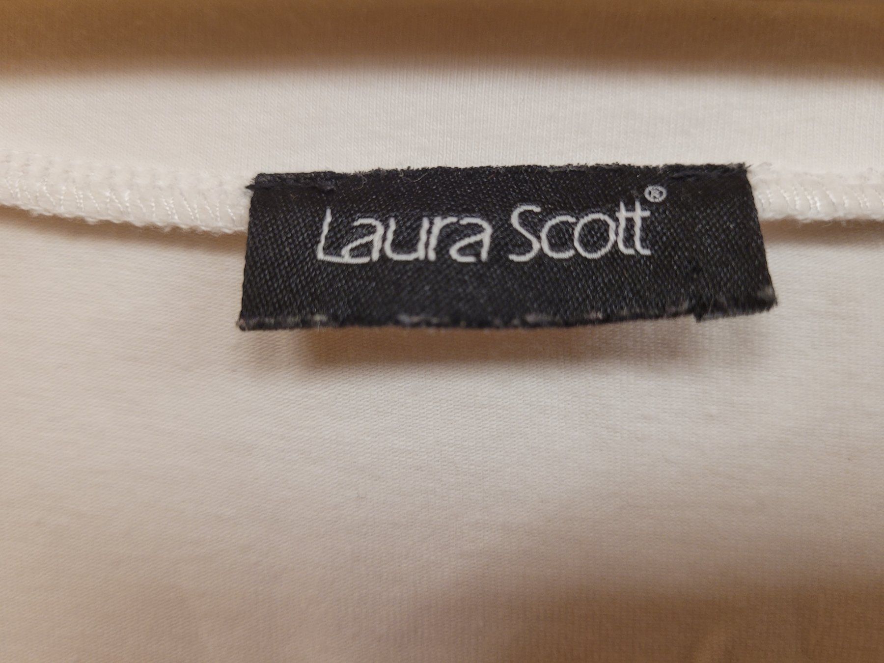 Scott Tops: LAURA SCOTT Haut Blanc – D'occasion à Lausanne par PlusValue_Lausanne 2