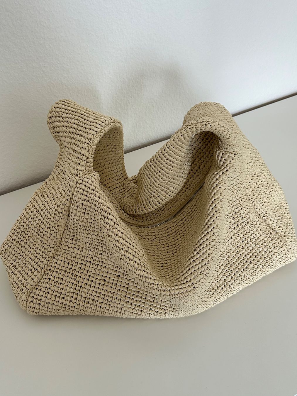 Cos Borse da donna: COS TOTE BAG — RAFFIA – Usato da Zürich venduto da _nathalie_