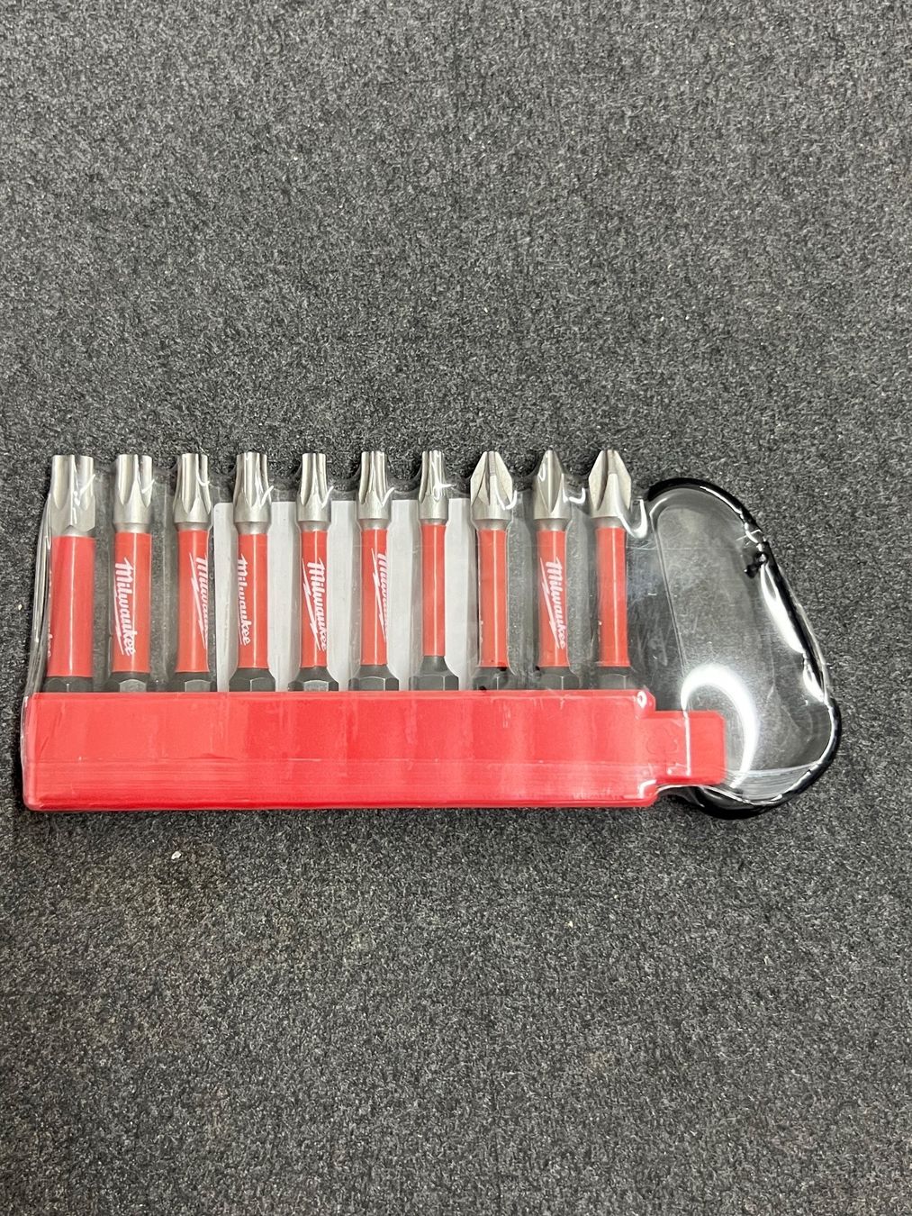 Milwaukee Tous les outils: Milwaukee Bit-Satz mit Karabiner – Neuf (Voir description) à Heerbrugg par ProBau-Liq 2