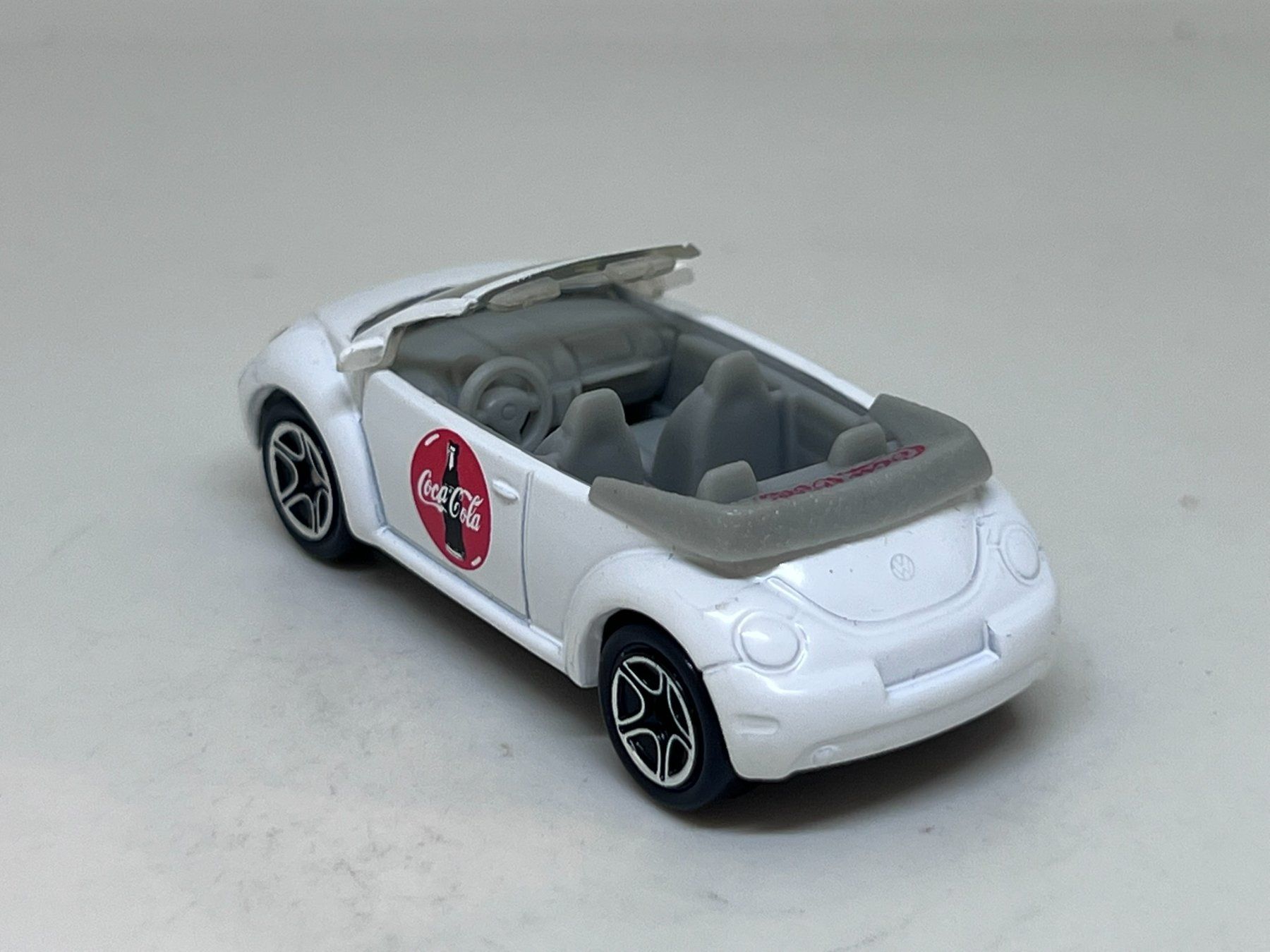 Matchbox Modellini d'auto: Matchbox Concept 1 Beetle Convertible #731 – Usato da Wildegg venduto da LaaBoutique 2