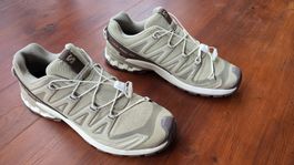neue Salomon XA Pro 3D V9 EU44 (gratis Versand)