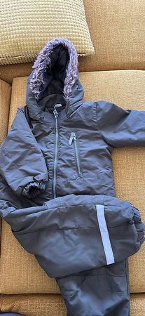 Combinaison hiver et neige pour enfant