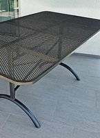 Gartentisch aus Metall