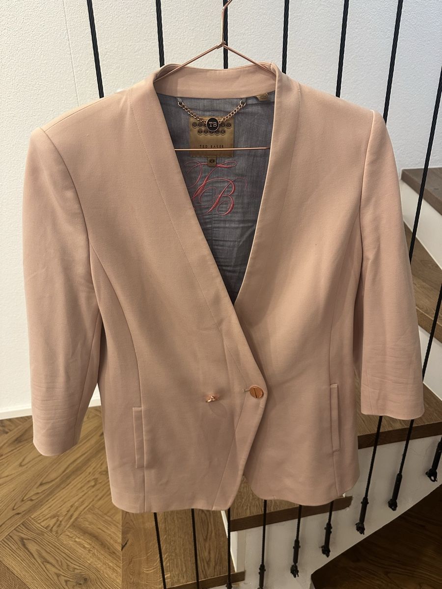 Ted Baker Giacche: TED BAKER Blazer TB 4 NP 445 – Usato da Richterswil venduto da chikolina01