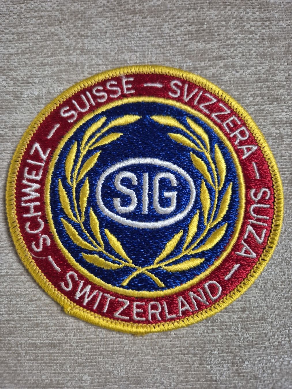 Sig Sauer Toppe: SIG Stoffpatch Gestickt, 4- farbig , Ø100mm – Nuovo (secondo la descrizione) da Fehraltorf venduto da Joggel3