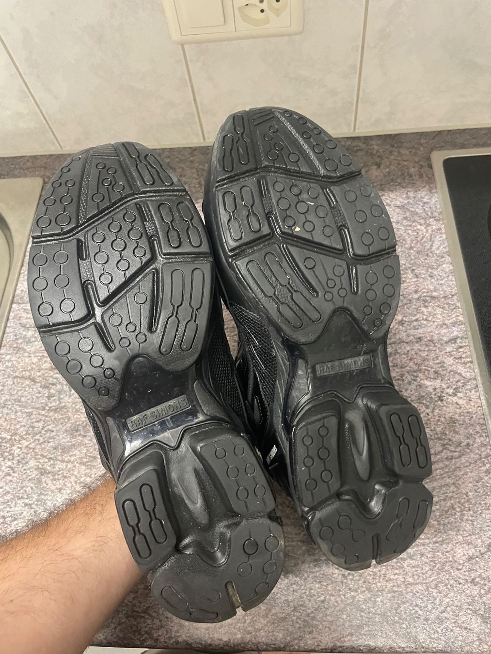 Raf Simons Scarpe da uomo: Sneaker Raf Simons Ozweego – Usato da Knonau venduto da jovino01 1