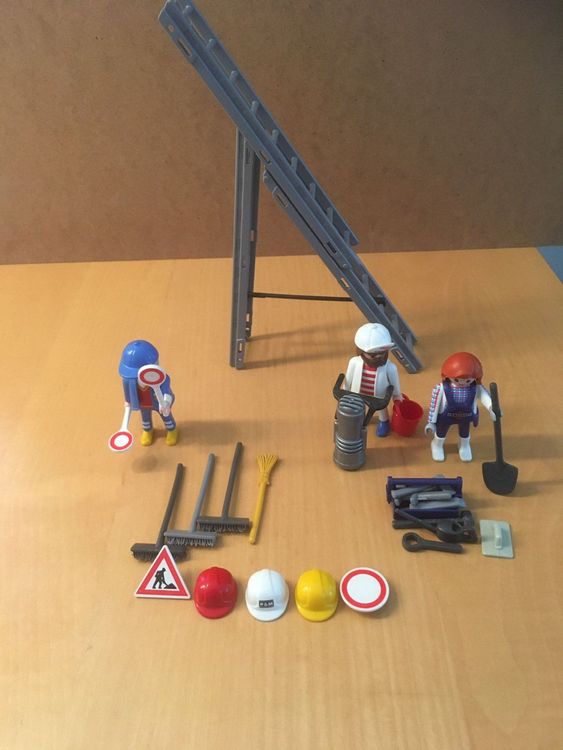  Foto zu Playmobil: Maler und Handwerker 