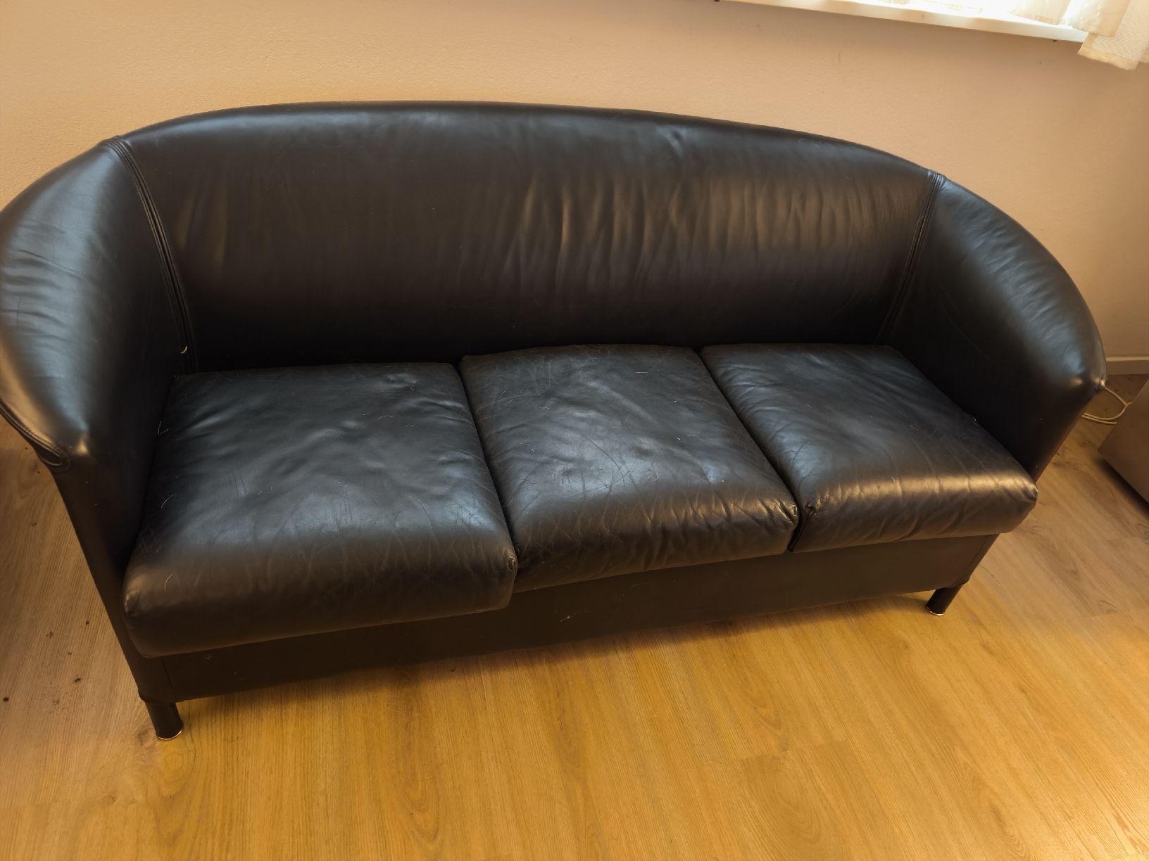 Sofas: Wittmann Sofa Leder – Gebraucht aus Uznach von 2502xy
