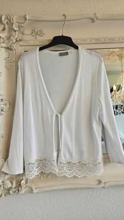 Strickjacke Weiss mit Spitze Gr. M / 38