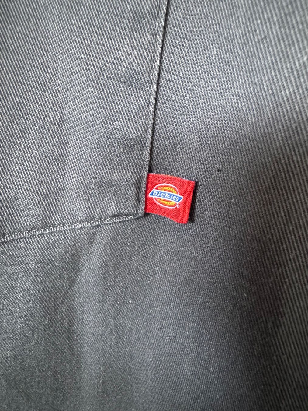 Dickies Camicie: Dickies Shirt men size XL – Usato da Neuchâtel venduto da _Easy_to_Find_ 3
