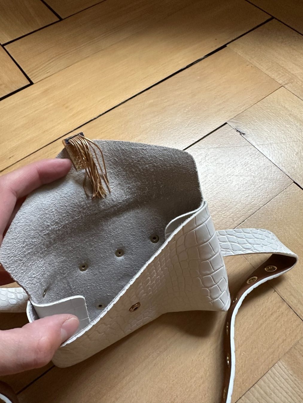 Borse da donna: Kunstleder Bauchtasche in Kroko-Optik – Usato da Zürich venduto da Diazaio 2