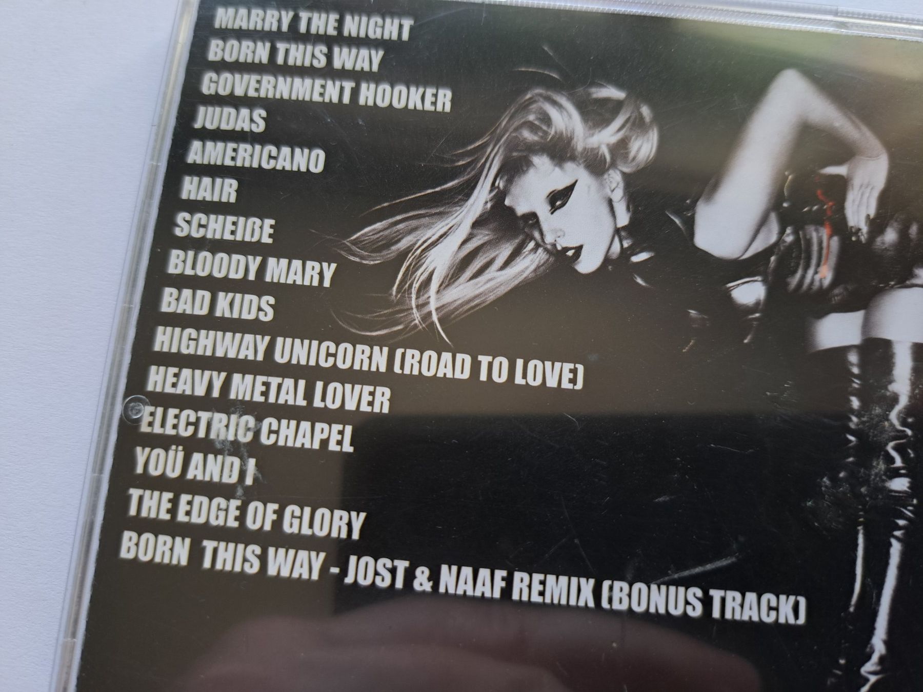 CD: Cd Lady Gaga - Born this way – Usato da Pully venduto da bro_n52j 2