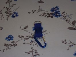 Schlüsselanhänger Karabiner blau