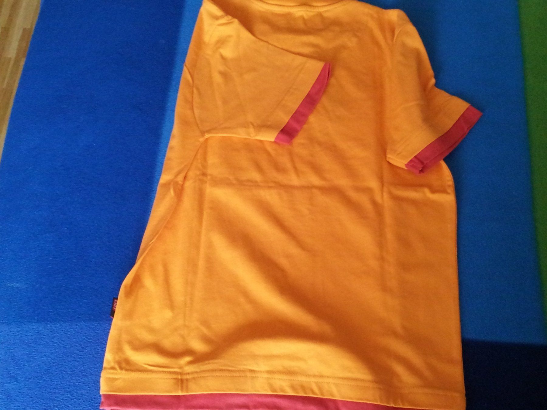 Camicie, T-shirt & Polo: T-shirt Junge Gr. 140 neu – Nuovo (secondo la descrizione) da Zürich venduto da cyma02 5