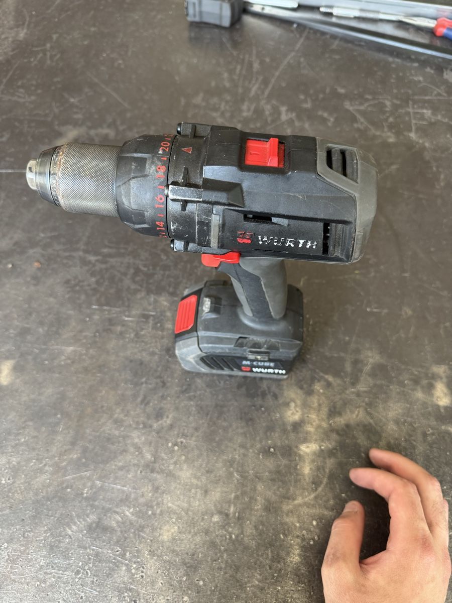 Würth Perceuses: Akkuschrauber WÜRTH 18V 4Ah – D'occasion à Bärau par Luschwa 2
