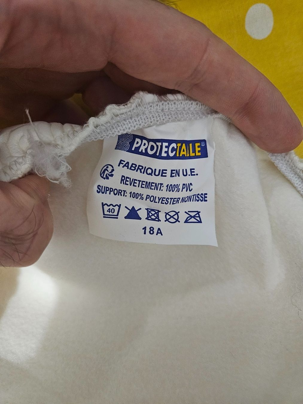 Autre linge de table: Sous-nappe molletonnée 120 cm – D'occasion à Villaz-St-Pierre par 2qu_7dg8 3
