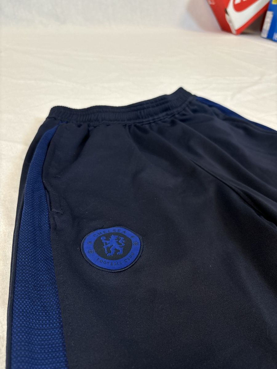Nike Pantaloni: Nike Sporthose Chelsea – Nuovo (secondo la descrizione) da Lindau venduto da KT_Vintage 3