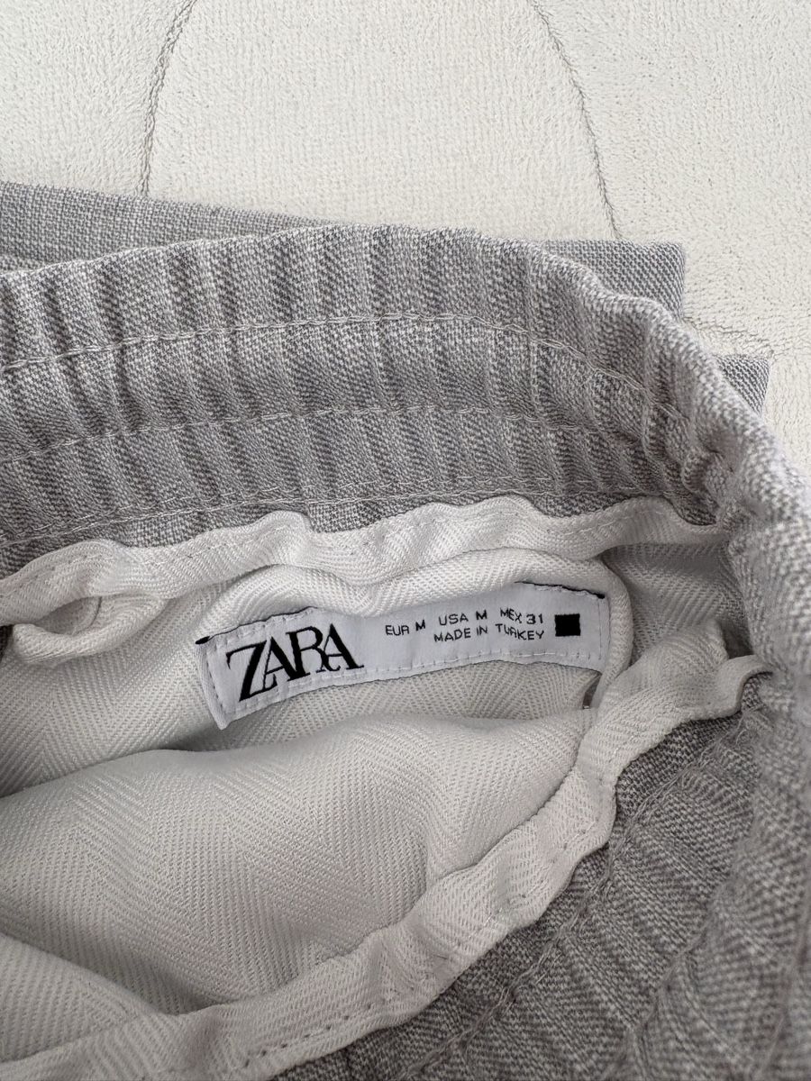 Pantaloni: Zara Pantalon gris taille M – Nuovo (secondo la descrizione) da Geneve venduto da tom_d7f8 2