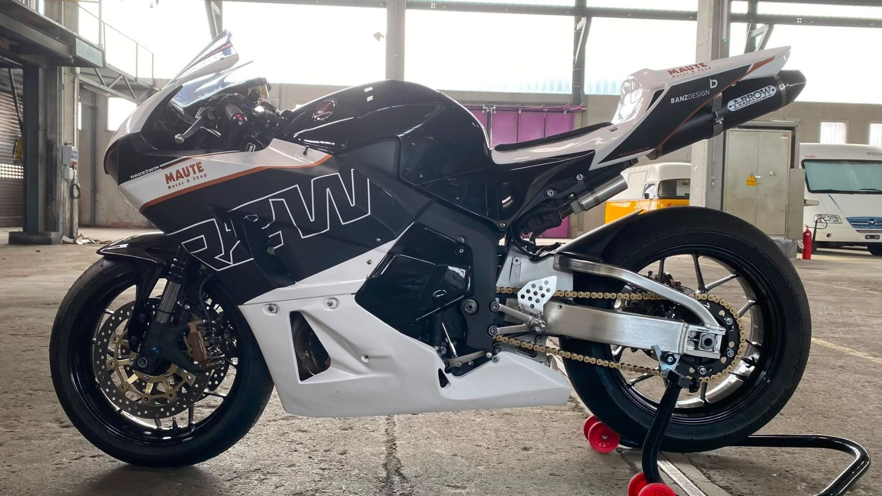 Honda Route: Honda CBR 600 RA – D'occasion à Wil SG par 368204