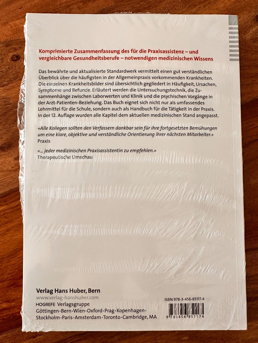 Libri: Krankheitslehre med. Praxisassistenz – Nuovo e nell'imballaggio originale da Kirchberg BE venduto da Levana72 1