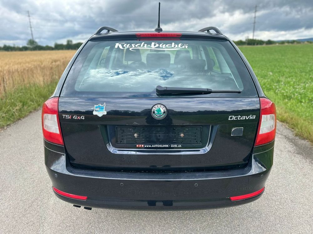 Skoda Automobili: SKODA Octavia Combi 1.8 TSI Elegance 4x4 – Usato da Hünenberg venduto da Auto-Klinik01 7