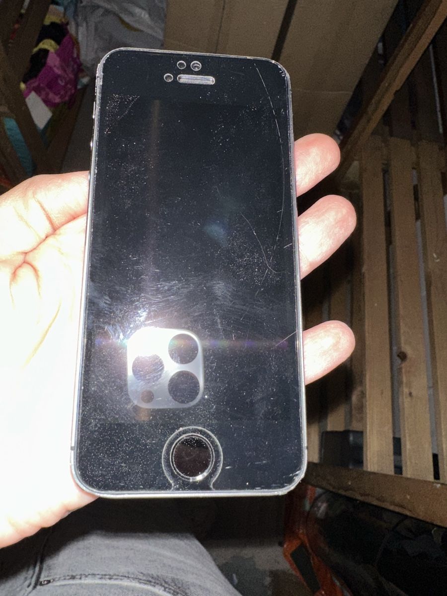 Apple Telefoni cellulari / Smartphones: iPhone 5S defekt, Ideal als Ersatzteilspender / Bastlerobjek – Difettoso da Dällikon venduto da Sueworld 1