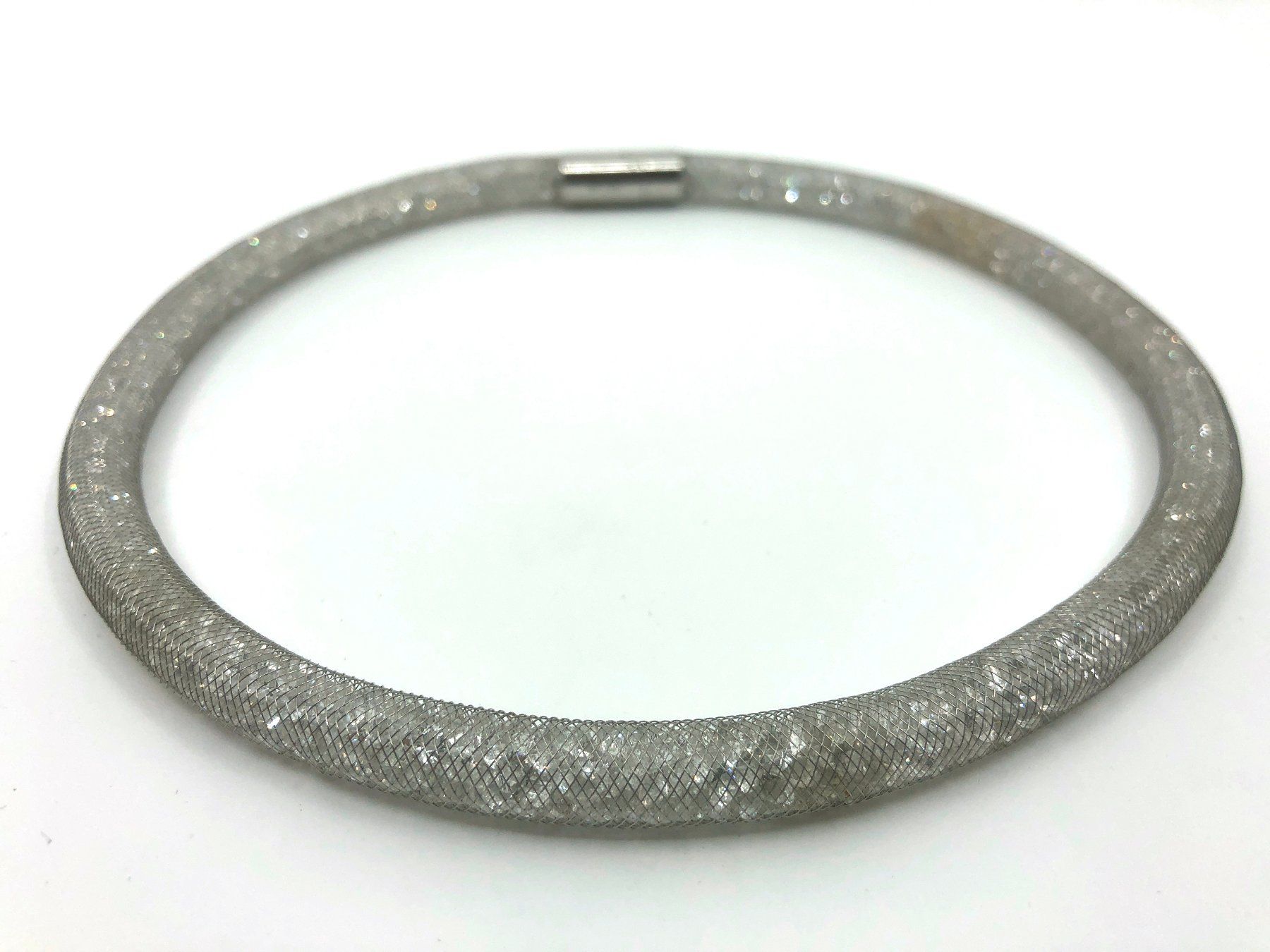 Swarovski Catenine: Swarovski Halsband Speziell mit Steinen – Usato da Basel venduto da Tiabeanie