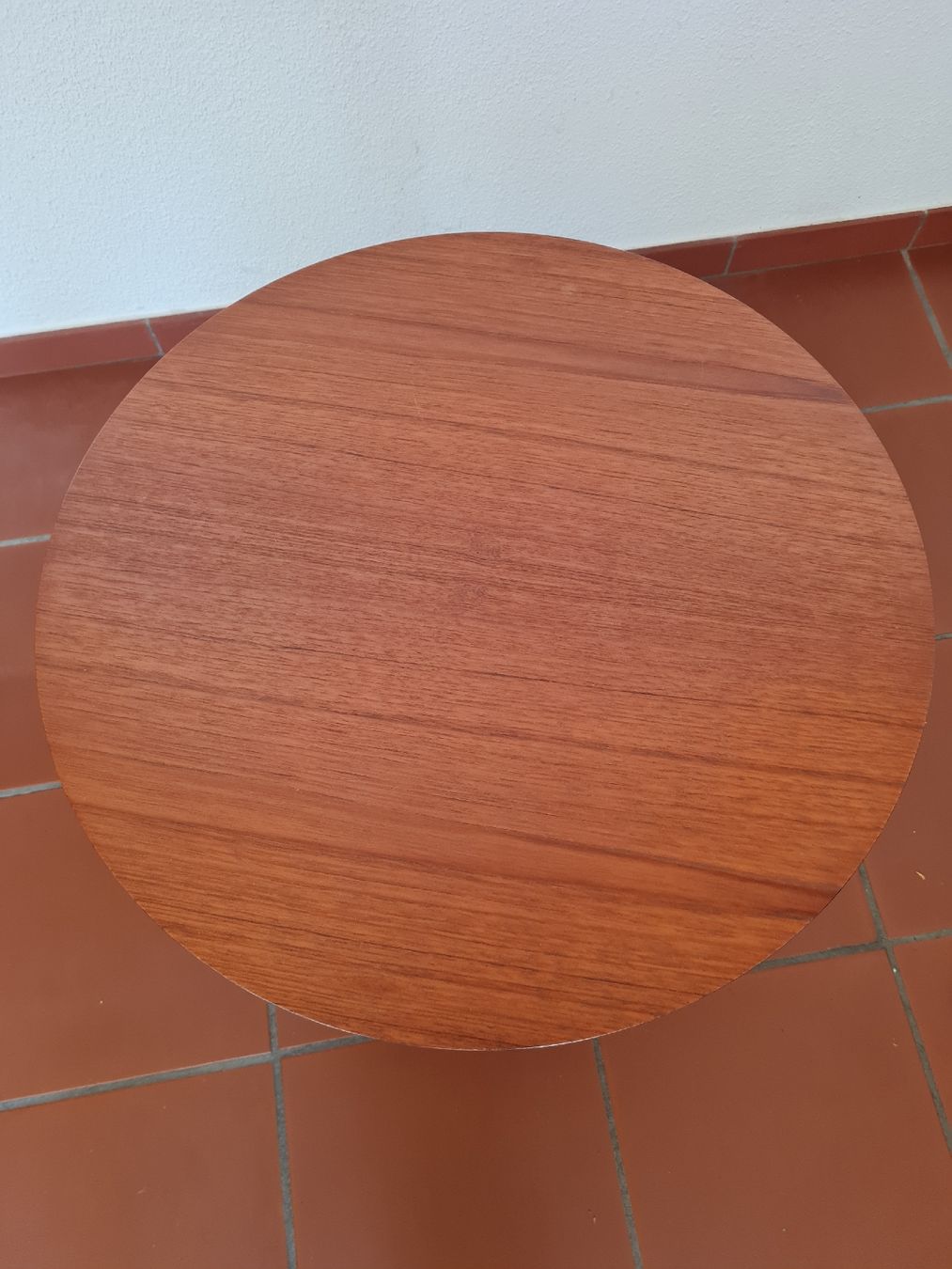 Tische: Beistelltisch rund – Gebraucht aus Kleinandelfingen von reg_yg6p 1