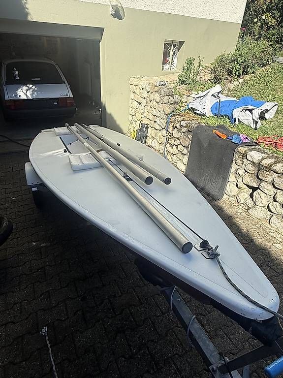 Barche: Laser avec remorque route  – Usato da Commugny venduto da ARRAN73 2