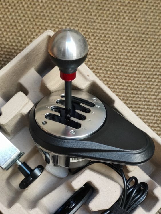 Shifter Thrustmaster TH8rs Kaufen auf Ricardo