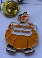 Pin Gipfeli  FREIBURGHAUS Gossau