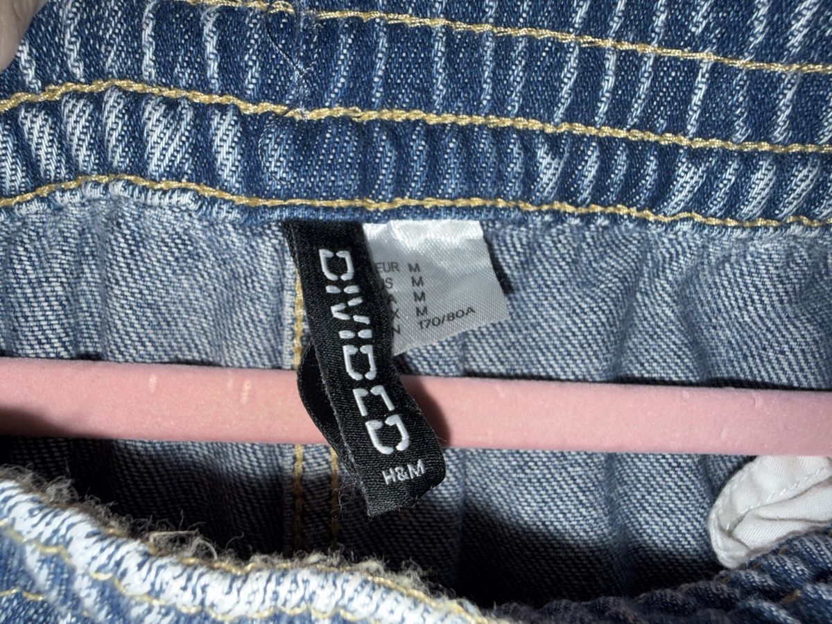 H&M Jeans: Jeans Grösse M   Von H&M – Neuf (Voir description) à Pfeffikon LU par pepino17 4