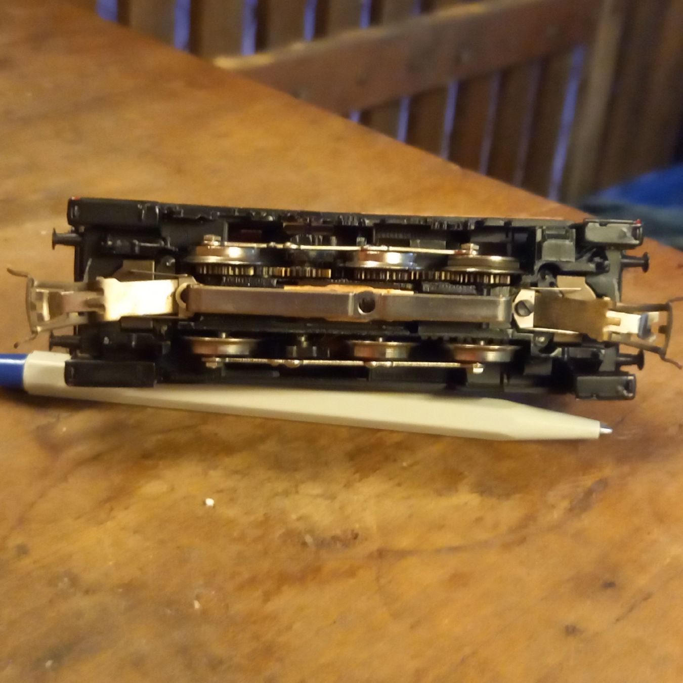 Märklin Trains électriques: Märklin HO Diesel-Lokomotive 260 417-1  mit Digitaldecoder. – D'occasion à Ottenbach par menseli251 4