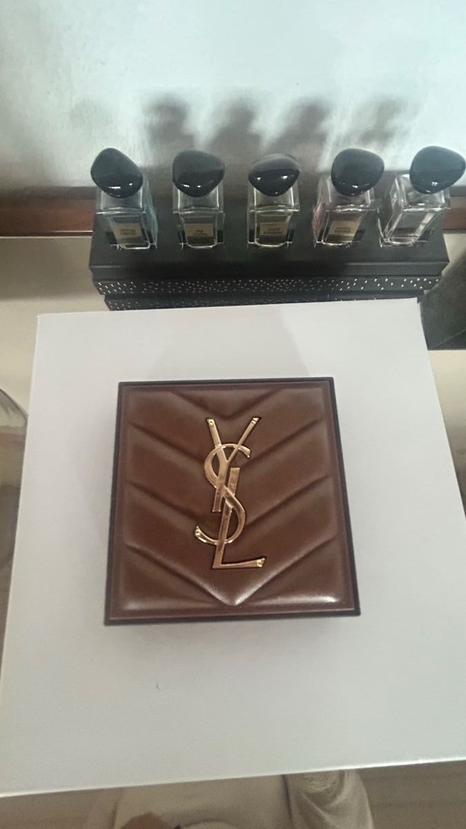 Make-up: YSL All Hours Hyper Bronze-Poudre Bronzante-Teinte 03. – Usato da Arzier-Le Muids venduto da kaczuszka