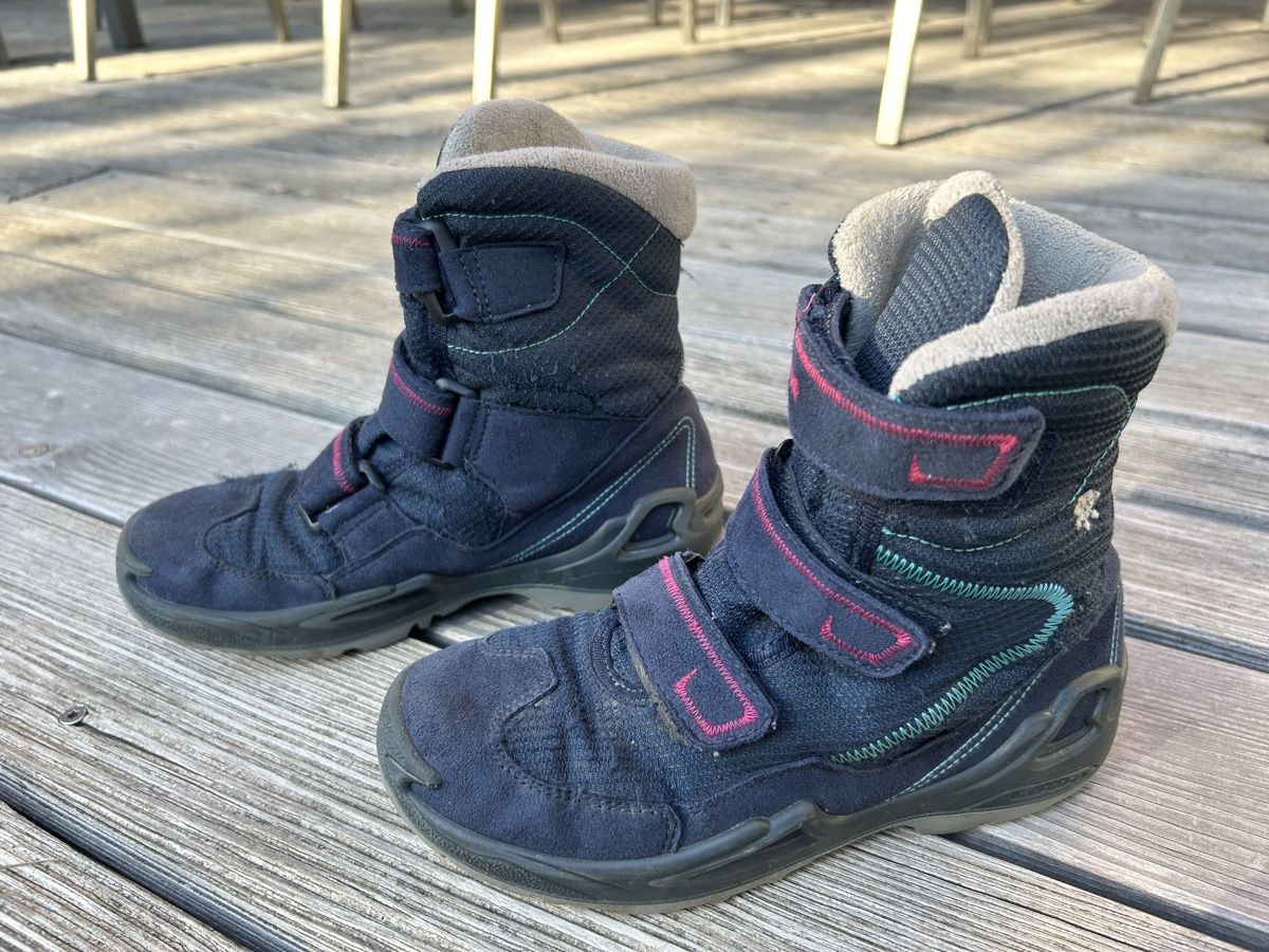 Lowa Scarpe per ragazzi: Lowa Winterstiefel Grösse 35 – Usato da Oberentfelden venduto da Kammervogel