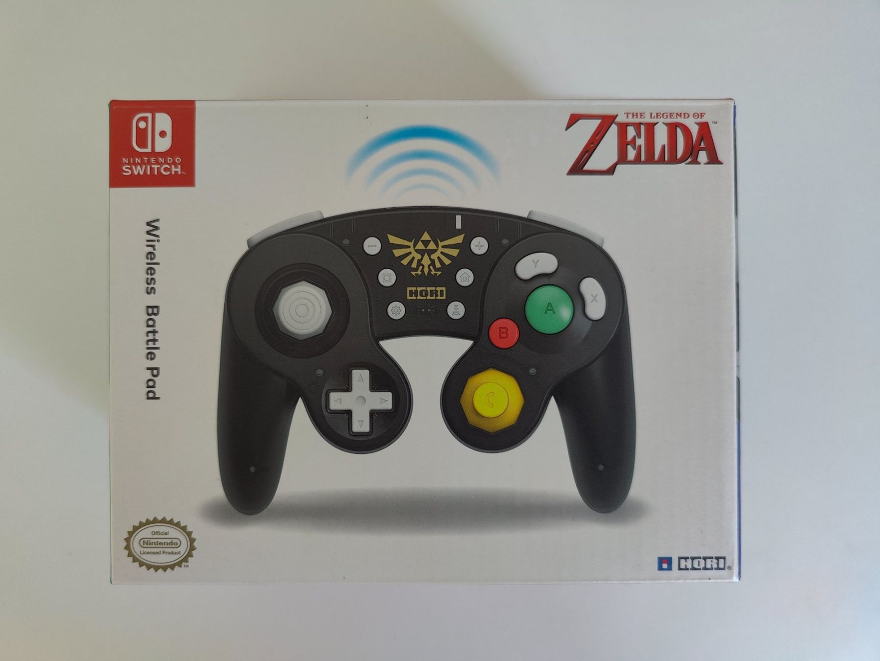 Manettes: Hori Wireless Battle Pad Zelda – D'occasion à Dintikon par Nightcom