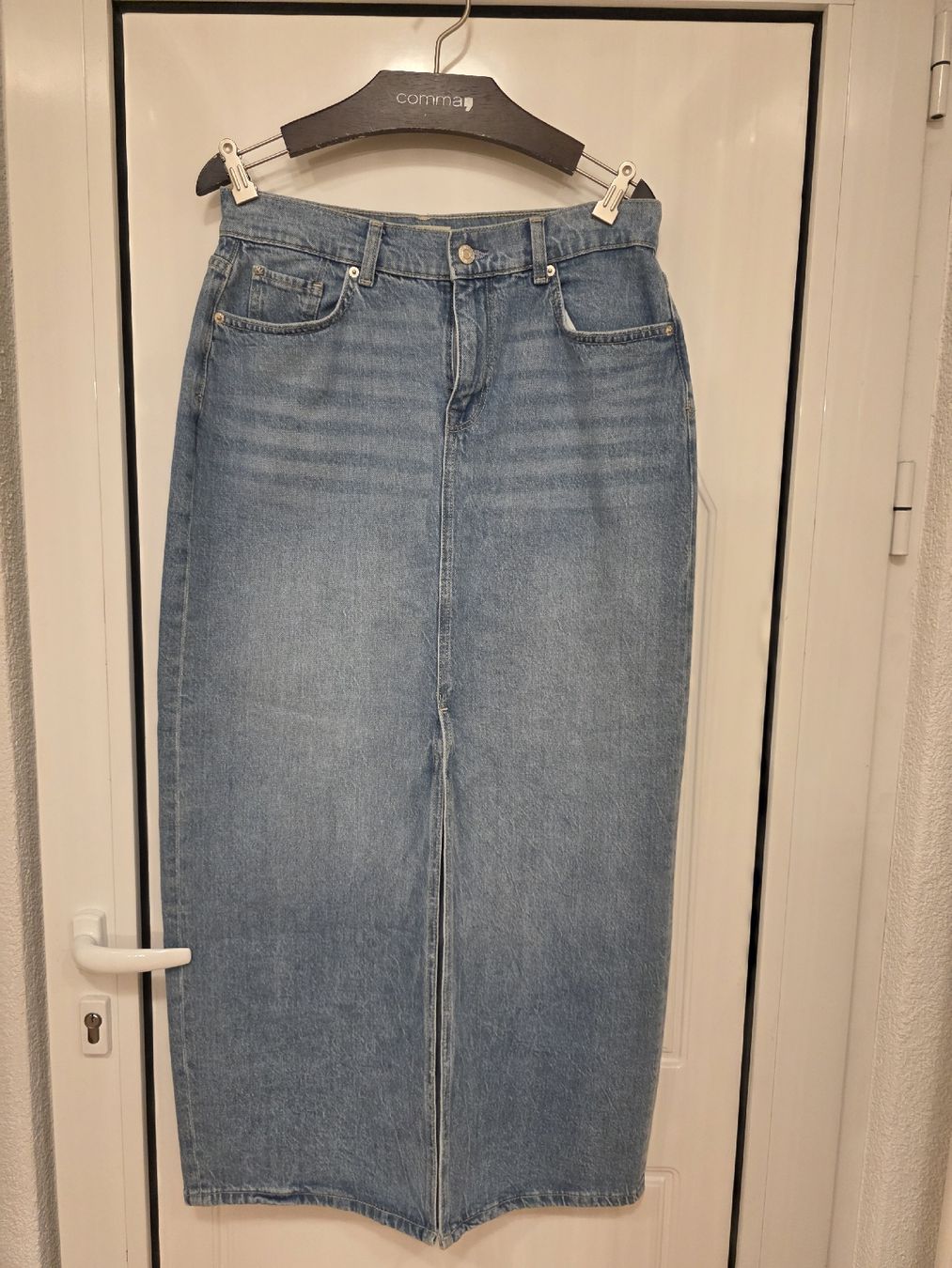 C&A Röcke: Maxi-Jeansrock in Hellblau, Gr.40  – Neu (gemäss Beschreibung) aus Klingnau von jazz065