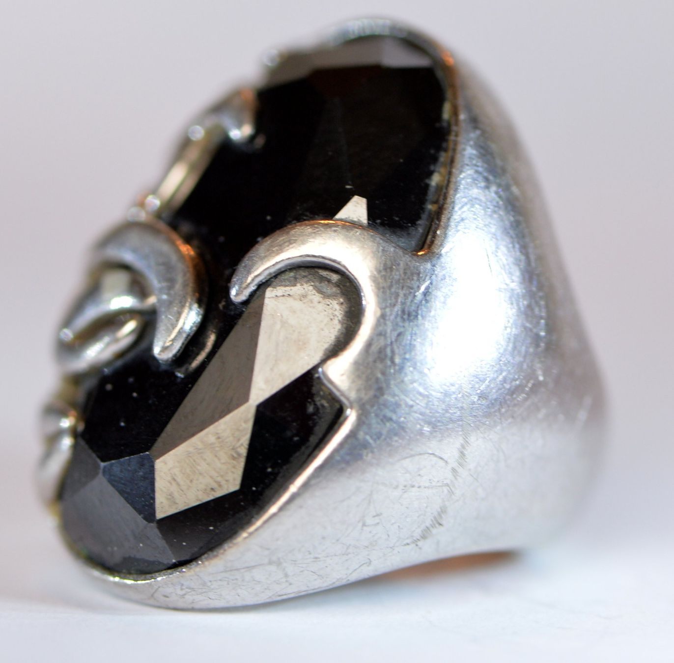Ringe: Ancienne bague – Gebraucht aus Neuchâtel von Neuchatel 1