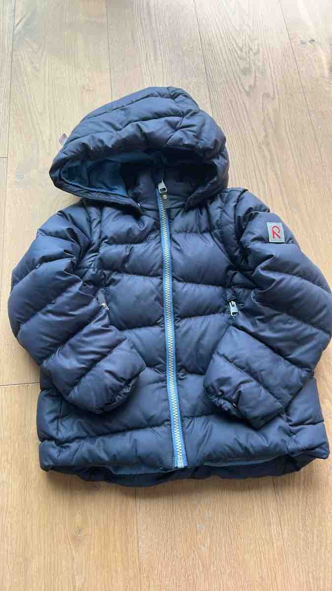 Reima Giacche & Cappotti: Daunenjacke Reima dunkelblau 104 – Usato da Olten venduto da kleinundfeinfashion