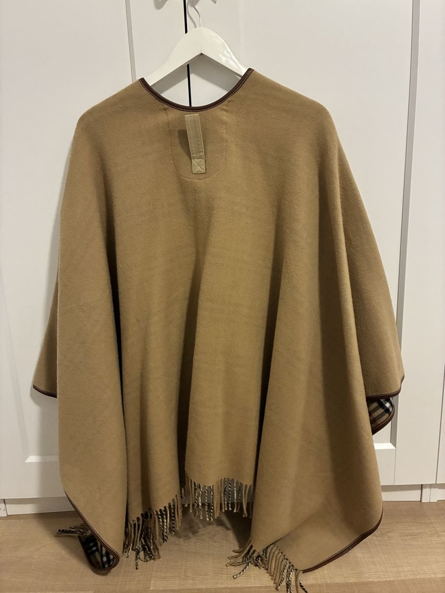 Burberry Altro in Moda donna: Cape – Nuovo (secondo la descrizione) da Oekingen venduto da Jdog01 1