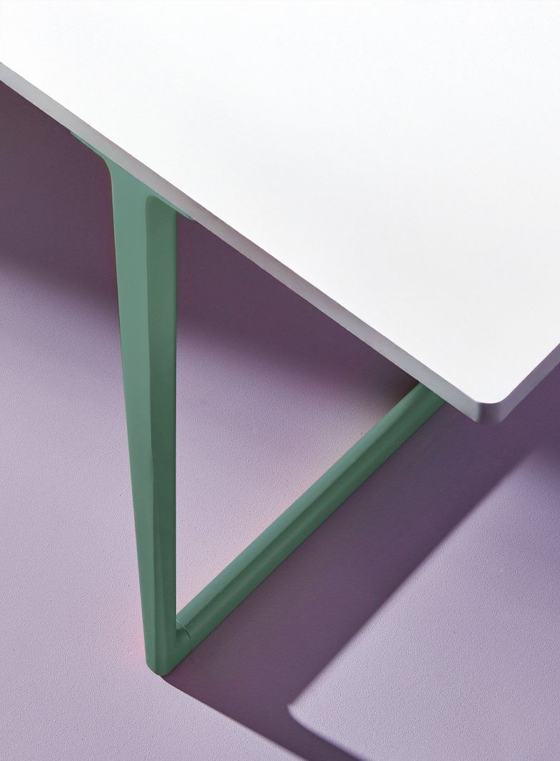 Schreibtische: TOA 3S Workstation - Pedrali – Gebraucht aus Cham von BeyondDesign 4