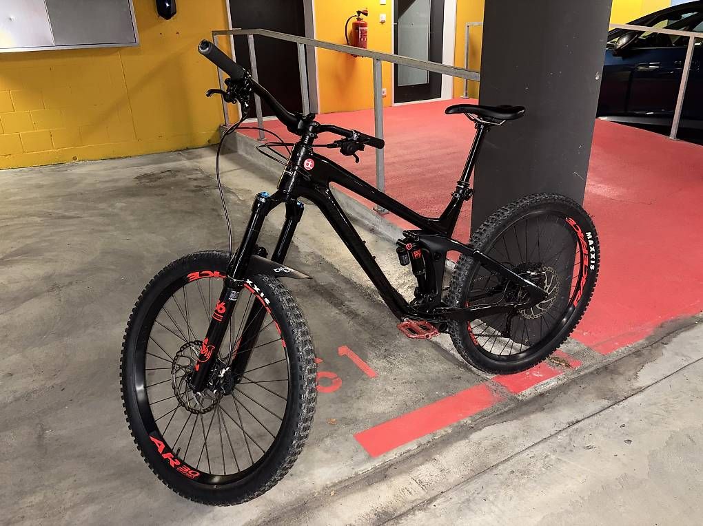 Vélos: Rocky Mountain Slayer Full Carbon  – D'occasion à Affoltern am albis par bad-compay22 4