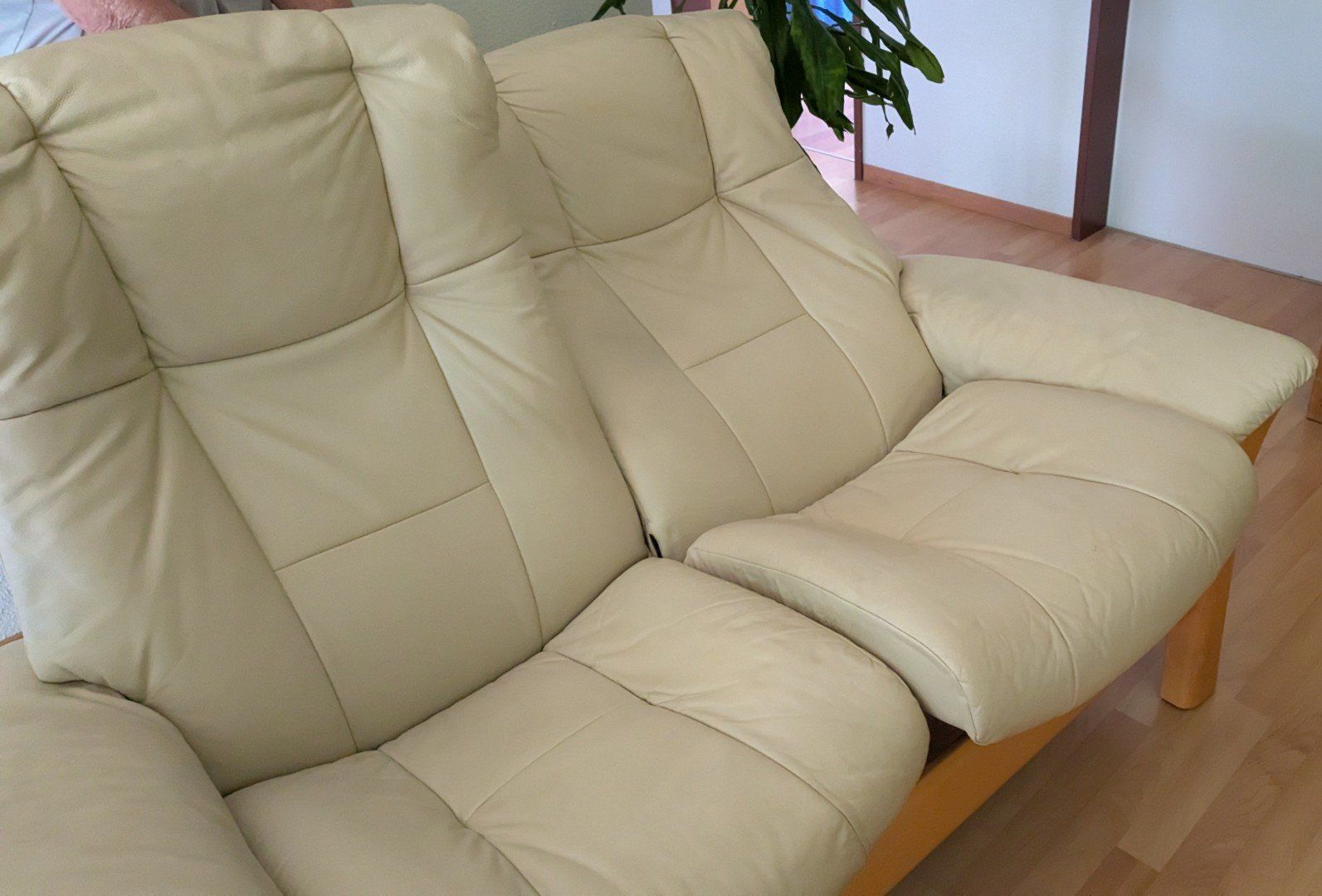 Divani: Postergruppe Stressless mit Hocker – Usato da Jegenstorf venduto da Chris3008 4