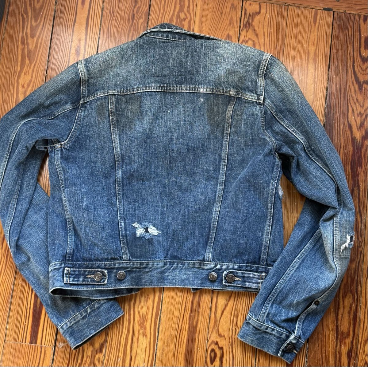 Dsquared2 Jacken: Dsquared2 “Five Star Campin’” Vintage Denim Jacket – Gebraucht aus Vevey von mmmariya_3m 3