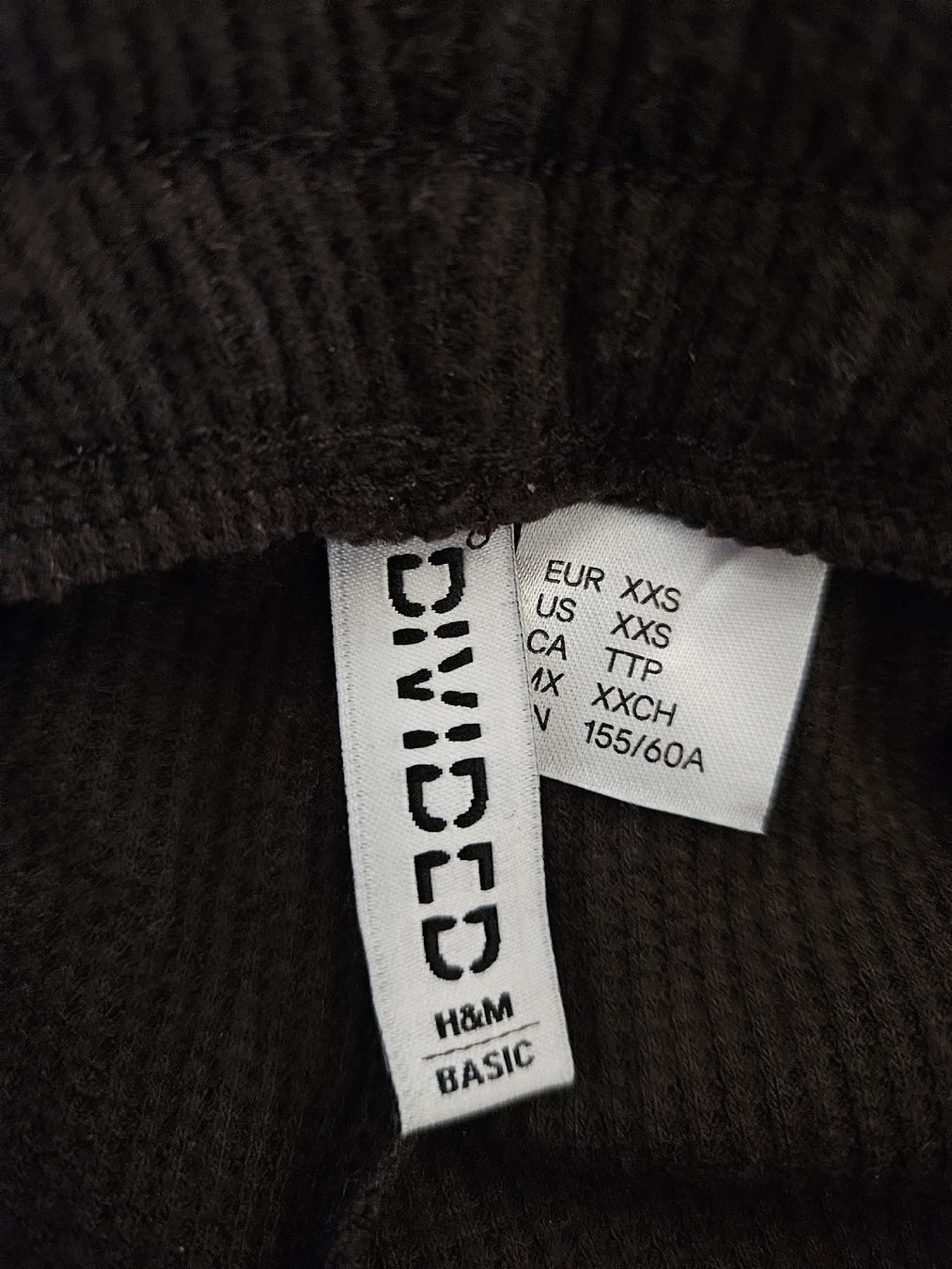 H&M Pantalons: H&M Basic Hose, Grösse XXS, weites Bein Braun – Neuf (Voir description) à Anwil par tamoos 3