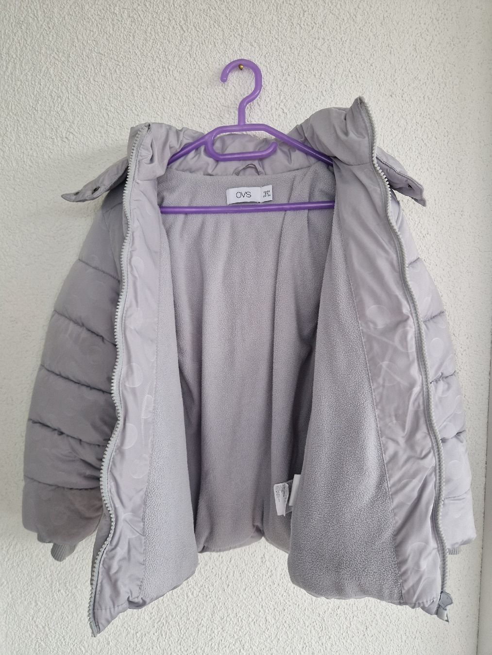 Vestes & Manteaux: Winterjacke Gr. 134 grau – Neuf (Voir description) à Emmenbrücke par _Maria 2