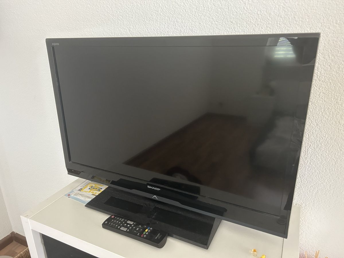Sharp Televisori: Aquos Sharp Tv  – Usato da Allschwil venduto da selake990673