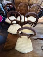 Ein Set an sechs antiken Stühlen Louis Philippe